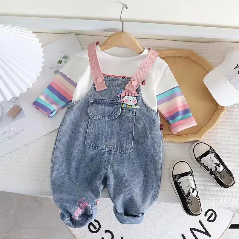 Conjunto Infantil "Honey Babies" com Blusa e Jardineira Jeans