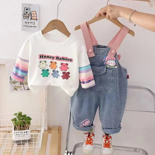 Conjunto Infantil "Honey Babies" com Blusa e Jardineira Jeans